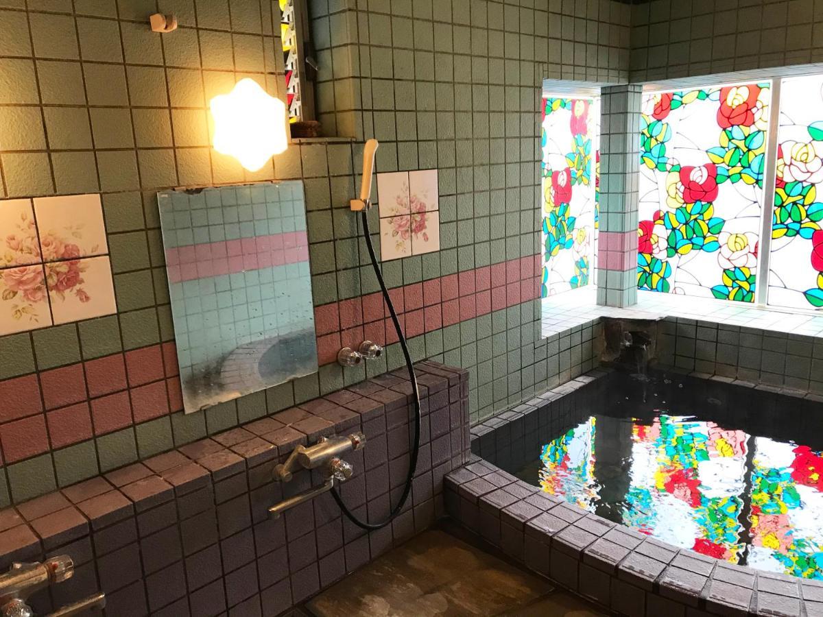 ペンション百万本のバラ "A Million Roses" Hotell Shimoda  Eksteriør bilde