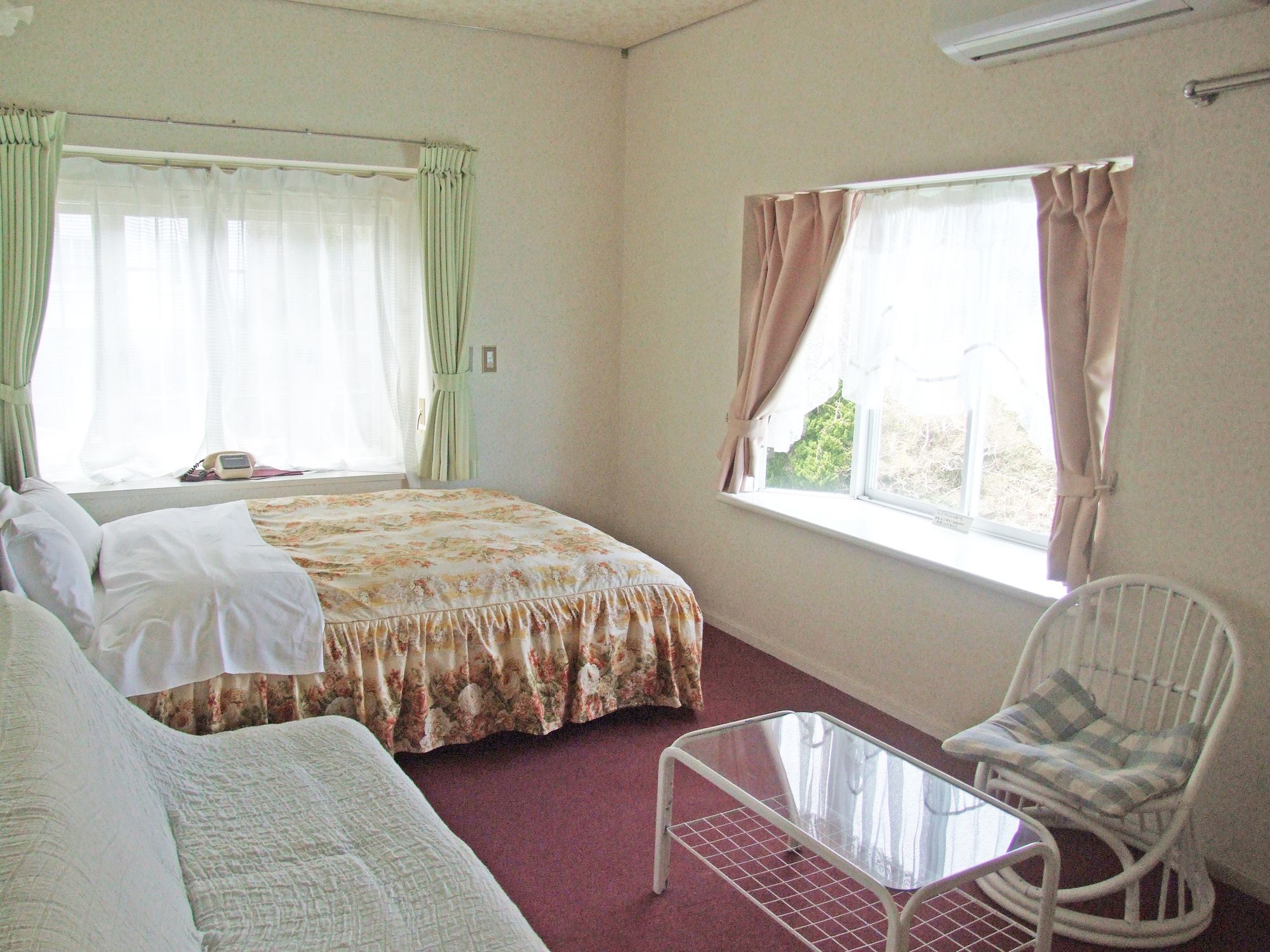ペンション百万本のバラ "A Million Roses" Hotell Shimoda  Eksteriør bilde