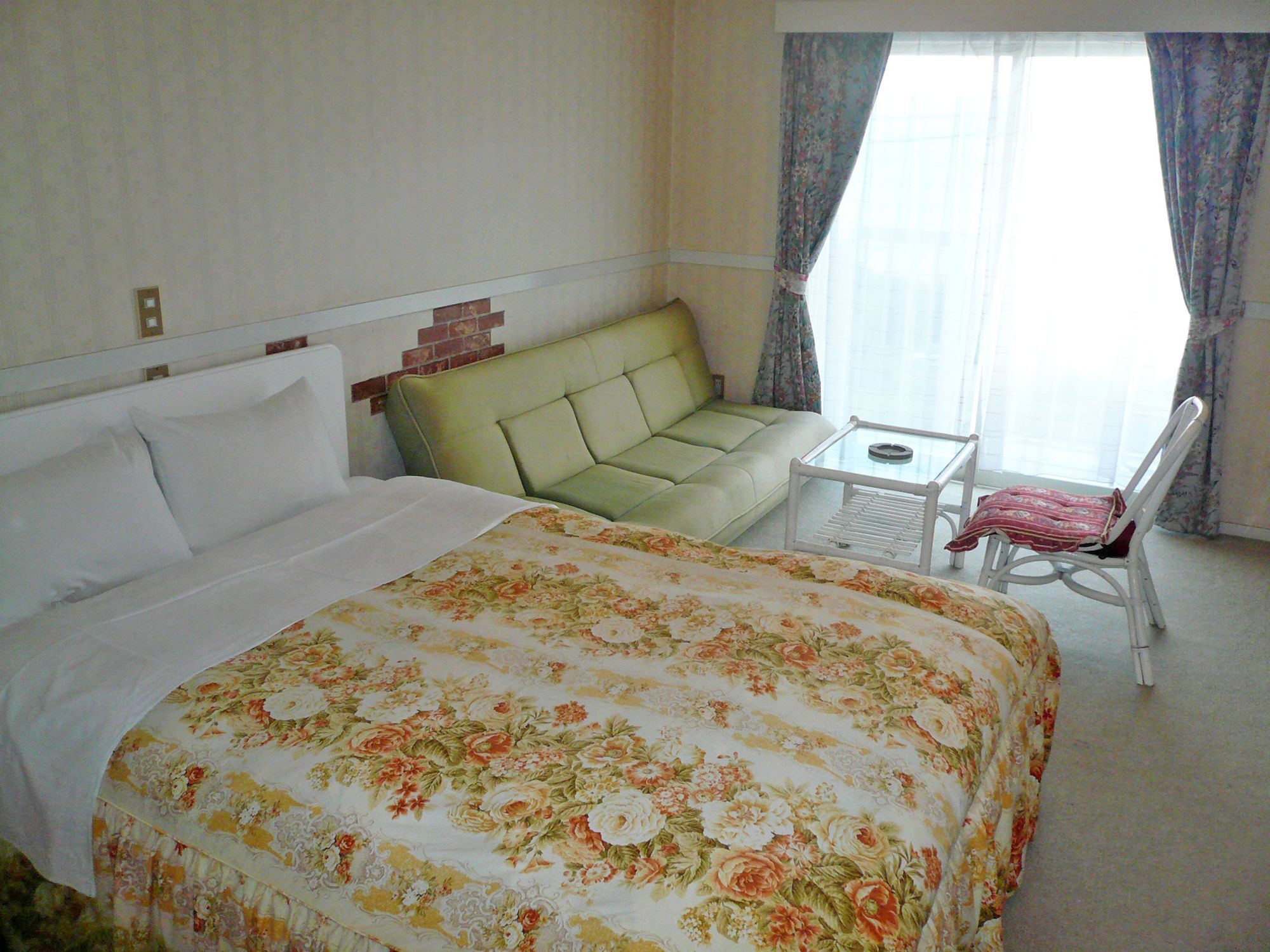 ペンション百万本のバラ "A Million Roses" Hotell Shimoda  Eksteriør bilde